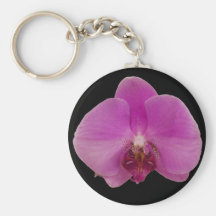 A lovely delicate Violet flower. Keychain