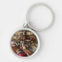 Americana - Store - Looking after the shop Keychains