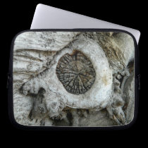 Bizarre tree abstract round shape laptop sleeves