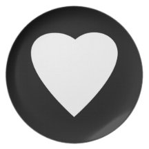 Black and White Love Heart Design. Plates