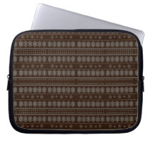 Brown snowflake pattern laptop sleeve