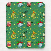 Christmas – French Horns & Magenta Drums Mouse Mat
