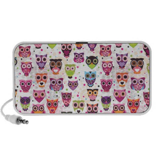 Cute retro owl pattern doodle speaker