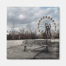 Dead Ferris Wheel Fridge Magnet