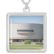 Exterior view of the Hirshhorn Museum, 1974 ) Pendant