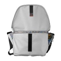 Fiddler crab on beach on sand commuter bag