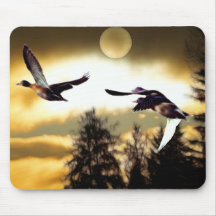 FLYING DUCKS MOUSE PAD