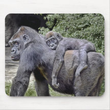 Gollia baby & mum mousepad