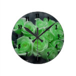 Green colourized bunch roses