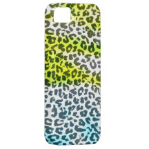 Green seamless animal print texture of leopard