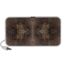 Grizzly Bear Fur Doodle Speaker