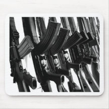 GUNS MOUSE MAT