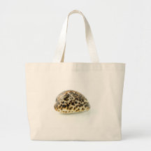Macro Photo Of A Seashell 4 Tote Bags