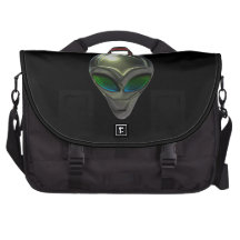 Metal Alien Head 02 Laptop Commuter Bag