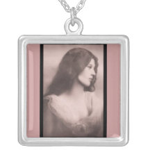 Necklace-Vintage-Solemn Woman