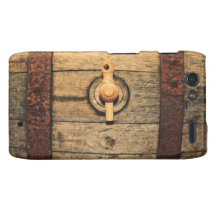 Old barrel motorola droid RAZR case