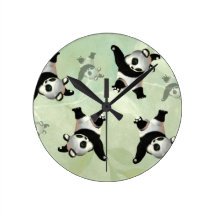 Pandas Clock