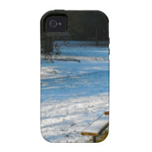 PIcnic in the Park on a Winters Day iPhone 4 Case