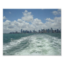 Sailing away from Miami Photo