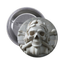 Skull Bones Pirate Skeleton Grey Stone Floor Badge Pin