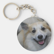 Smiling Icelandic Sheepdog Keychain