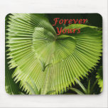 Swaaj Valentine Green Leaf Heart Mousepad