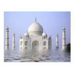 Taj-Mahal with water Postcard