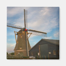 Thatched windmill in south Holland Magnets