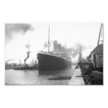 Titanic at the docks of Southampton Photo Art