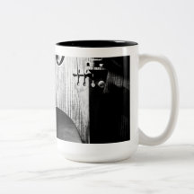 Two-Tone Violin Mug