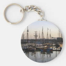 unique gifts for men - unique boats key chain