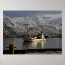 Viking Queen, Crab Boat in Dutch Harbour, AK Print