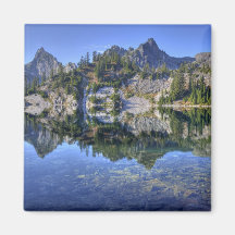 WA, Alpine Lakes Wilderness, Gem Lake, with 2 Magnet