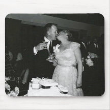wedding kiss mouse pad