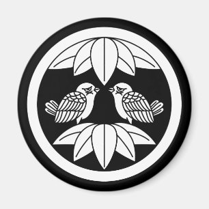 中輪に十枚笹に対い雀 MAGNET