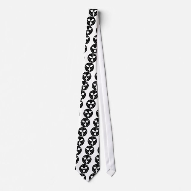 九枚笹 TIE (Front)