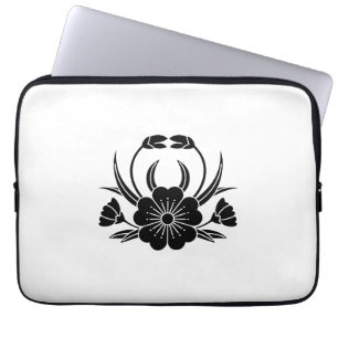 小山蟹桜 LAPTOP SLEEVE
