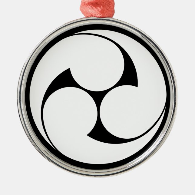 左三つ巴（地抜き） METAL TREE DECORATION (Front)