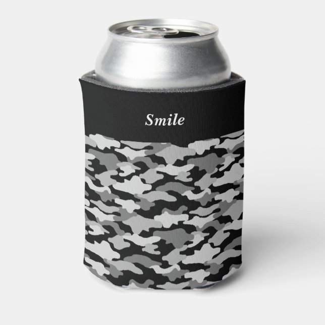 文字　カスタマイズ　迷彩　ブラック 缶クーラー CAN COOLER (Can Back)