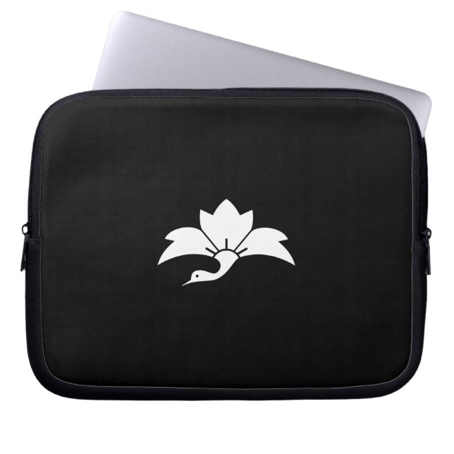 鬼花菱鶴 LAPTOP SLEEVE (Front)