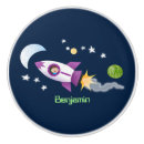 Search for planet knobs and pulls Astronaut