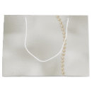 Search for pearl gift bags White