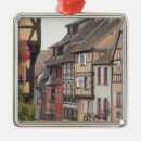 Search for famous christmas tree decorations Travel