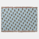 Search for queen bee blankets Botanical