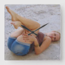 Search for barefoot art Girl