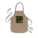 Search for lizards aprons Nature