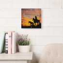 Search for stables clocks Equestrian