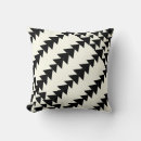 Search for black and white arrows cushions Pattern