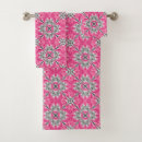 Search for fuchsia pink bath towels Floral pattern