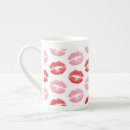 Search for the kiss mugs Red lips